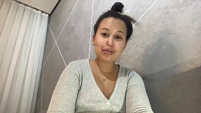 Dana 005 online show from 03-15-26, 09:22