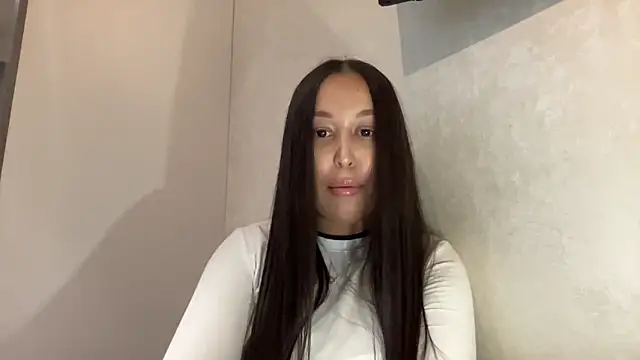 Dana 005 online show from 05-03-26, 10:13