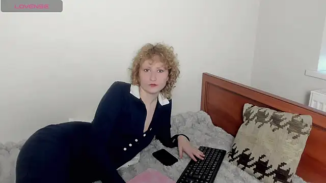 AnnStasia online show from 02-23-26, 03:45