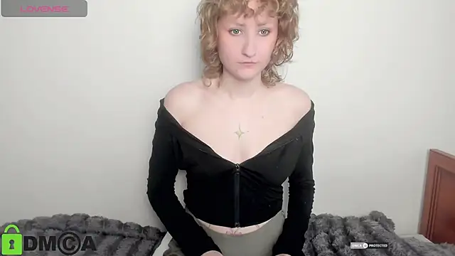 AnnStasia online show from 04-10-26, 03:08