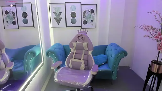 Chloe meoww online show from 07-03-26, 12:00