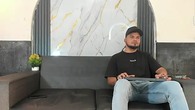 Latins on fire online show from 05-02-26, 11:37