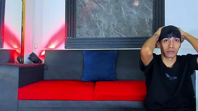 Latins on fire online show from 03-04-26, 07:54