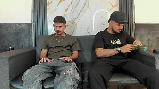 Latins on fire online show from 05-09-26, 11:24