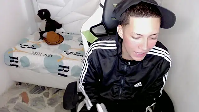 Street poemm  online show from 03-13-26, 03:44