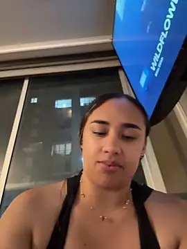 Eyssha online show from 03-05-26, 02:19