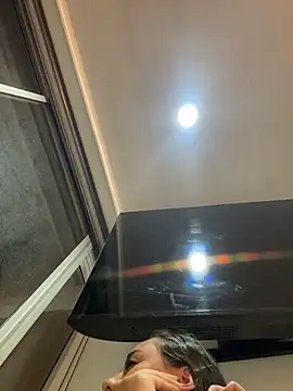 Eyssha online show from 03-27-26, 09:21