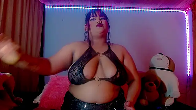 NikollThoms online show from 04-07-26, 03:19