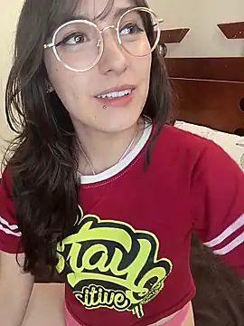 Sweett Karol online show from 04-12-26, 11:41