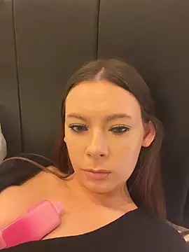 SexyLily22x online show from 03-06-26, 06:58