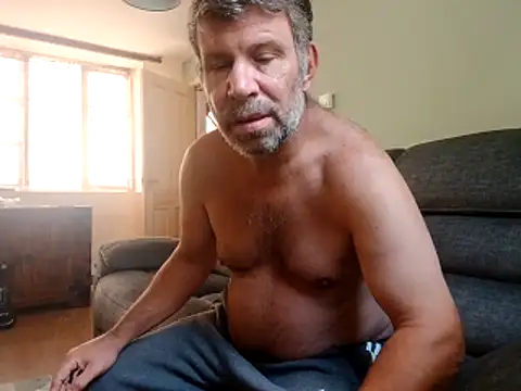 stud2512 online show from 07-02-26, 08:42