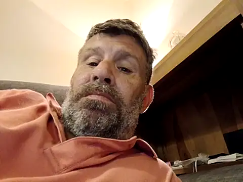 stud2512 online show from 05-15-26, 08:51