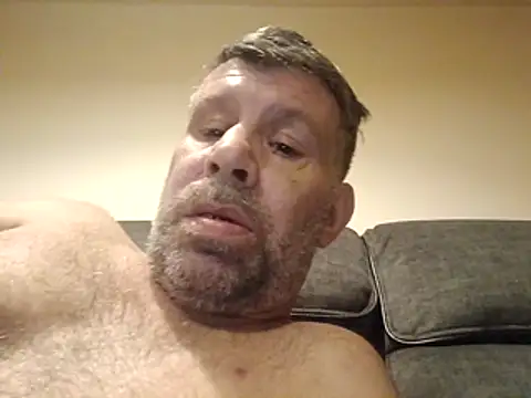stud2512 online show from 05-03-26, 08:56