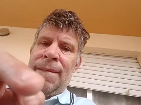 stud2512 online show from 06-18-26, 06:12