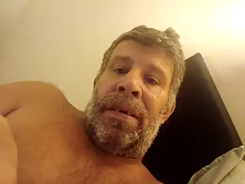 stud2512 online show from 07-04-26, 09:52