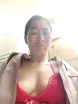 lris-Beauty77 online show from 02-27-26, 08:08