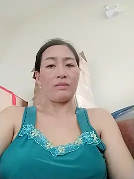 lris-Beauty77 online show from 04-05-26, 07:26