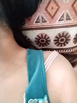 lris-Beauty77 online show from 04-13-26, 07:12