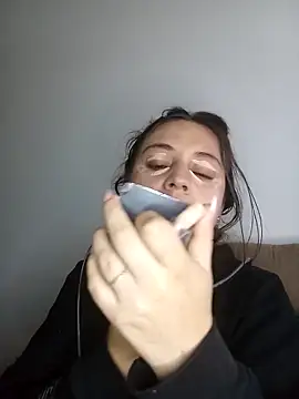 Ana  arms online show from 03-31-26, 11:56