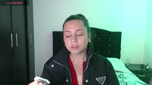 Ana  arms online show from 05-27-26, 04:25