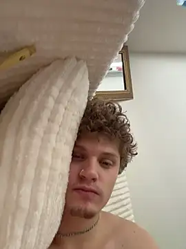 Snapshot of PAPITRVN chatting on 02-23-26, 07:36 PAPITRVN online show from 02-23-26, 07:36