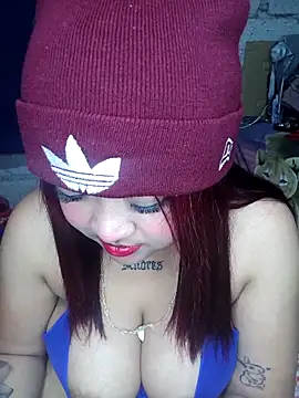 Snapshot of la_rojita chatting on 02-28-26, 11:48 la rojita online show from 02-28-26, 11:48