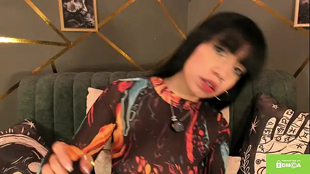 Esmeralda16 online show from 04-18-26, 12:57