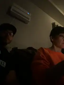 Snapshot of fun-sizedandone chatting on 02-21-26, 06:15 fun-sizedandone online show from 02-21-26, 06:15