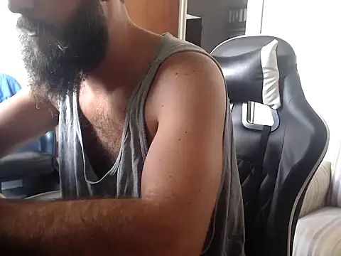 Snapshot of willymoliere chatting on 02-22-26, 08:10 willymoliere online show from 02-22-26, 08:10