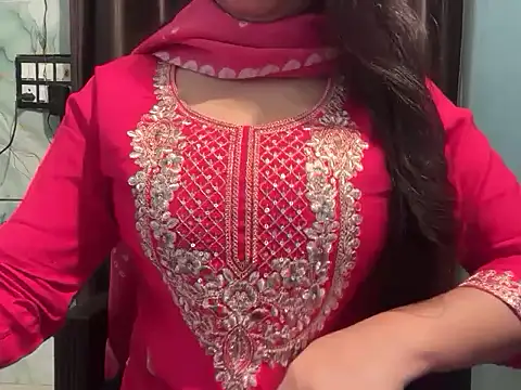 Avneet kaurr1 online show from 05-10-26, 02:15
