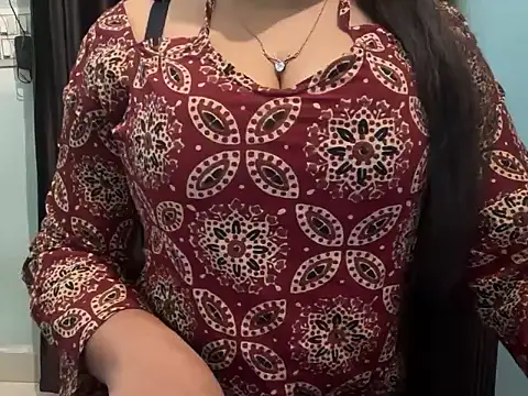 Avneet kaurr1 online show from 03-11-26, 03:33