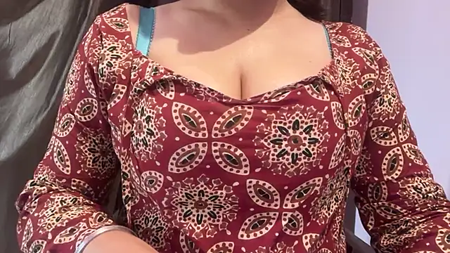Avneet kaurr1 online show from 06-25-26, 03:26