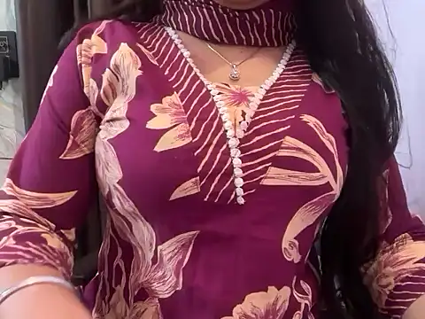 Avneet kaurr1 online show from 06-02-26, 03:06
