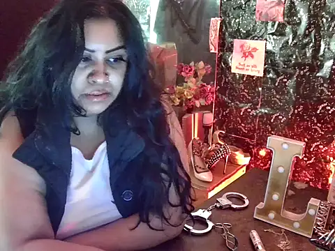 MistressMileenaMiami online show from 07-15-26, 06:09