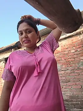 Aanushaka online show from 06-18-26, 01:48
