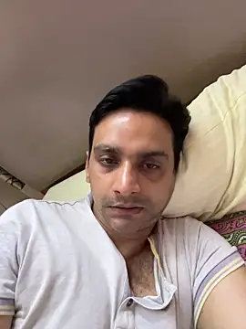 Snapshot of online4u08 chatting on 03-31-26, 03:03 online4u08 online show from 03-31-26, 03:03