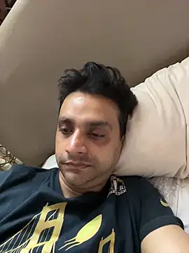 Snapshot of online4u08 chatting on 03-20-26, 08:43 online4u08 online show from 03-20-26, 08:43