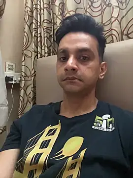 Snapshot of online4u08 chatting on 04-12-26, 09:40 online4u08 online show from 04-12-26, 09:40