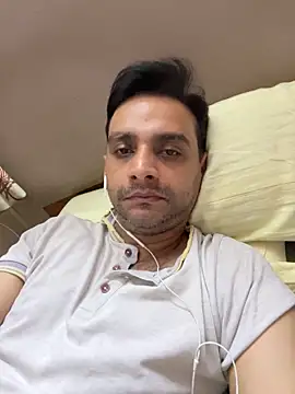 Snapshot of online4u08 chatting on 03-05-26, 03:08 online4u08 online show from 03-05-26, 03:08