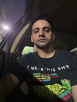 Snapshot of online4u08 chatting on 03-13-26, 12:43 online4u08 online show from 03-13-26, 12:43