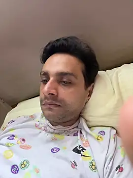 Snapshot of online4u08 chatting on 04-01-26, 04:37 online4u08 online show from 04-01-26, 04:37