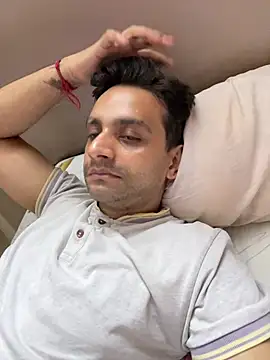 Snapshot of online4u08 chatting on 03-21-26, 01:37 online4u08 online show from 03-21-26, 01:37