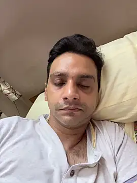 Snapshot of online4u08 chatting on 03-26-26, 05:11 online4u08 online show from 03-26-26, 05:11