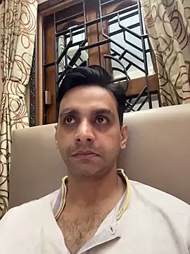 Snapshot of online4u08 chatting on 03-12-26, 08:24 online4u08 online show from 03-12-26, 08:24