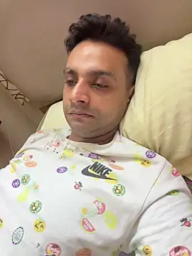 Snapshot of online4u08 chatting on 04-07-26, 05:48 online4u08 online show from 04-07-26, 05:48