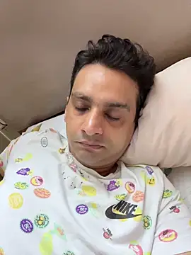 Snapshot of online4u08 chatting on 03-22-26, 06:31 online4u08 online show from 03-22-26, 06:31