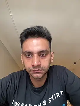 Snapshot of online4u08 chatting on 04-09-26, 06:19 online4u08 online show from 04-09-26, 06:19