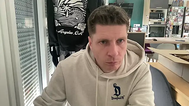 Minmoi1984 online show from 03-26-26, 01:20