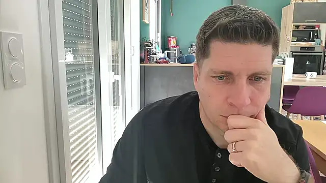 Minmoi1984 online show from 03-31-26, 08:49