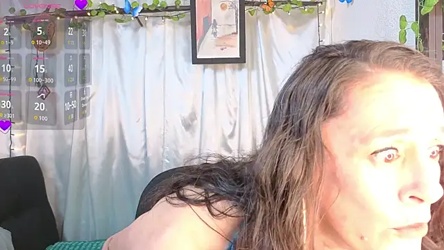 LeanaMaturee online show from 05-21-26, 12:35